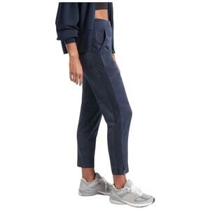 NWOT Athleta Brooklyn Blue Camo Pant Quick Dry, Light Weight Size 6 Tall